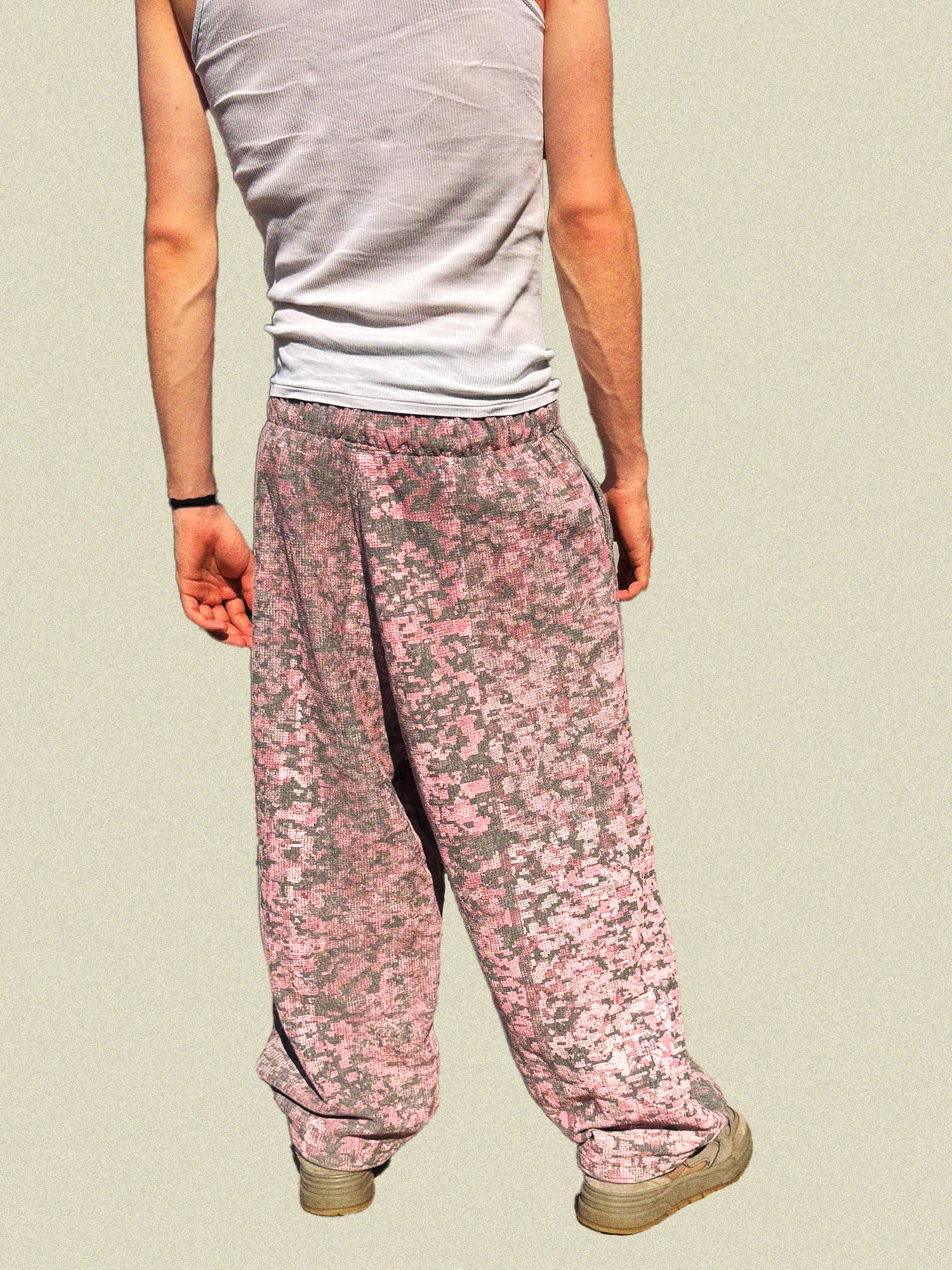 Pink DDPat - Grey Sweatpants — 2. kép