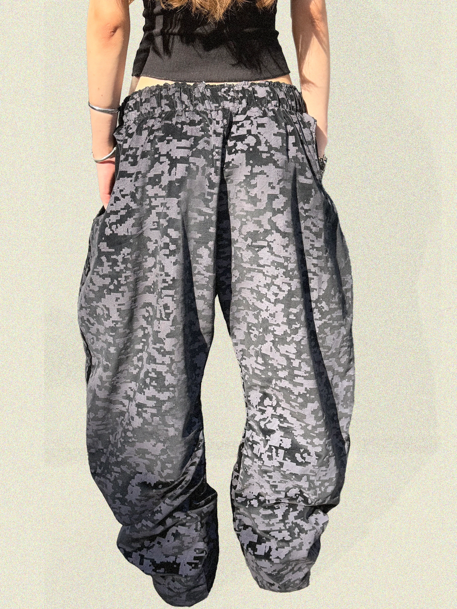 CUSTOM VELVET SWEATS — 3. kép